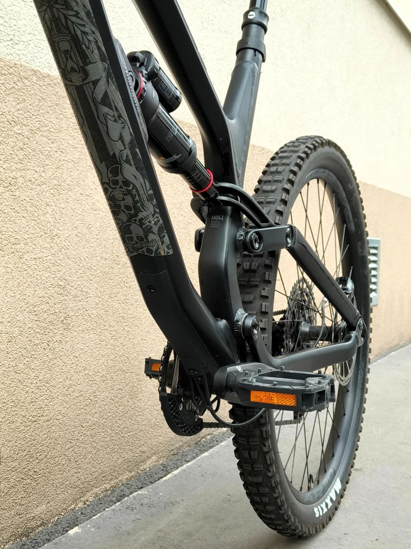 Canyon TORQUE AL 5.0 vel. L, zdvihy 180/175 mm, 27,5 TOP STAV