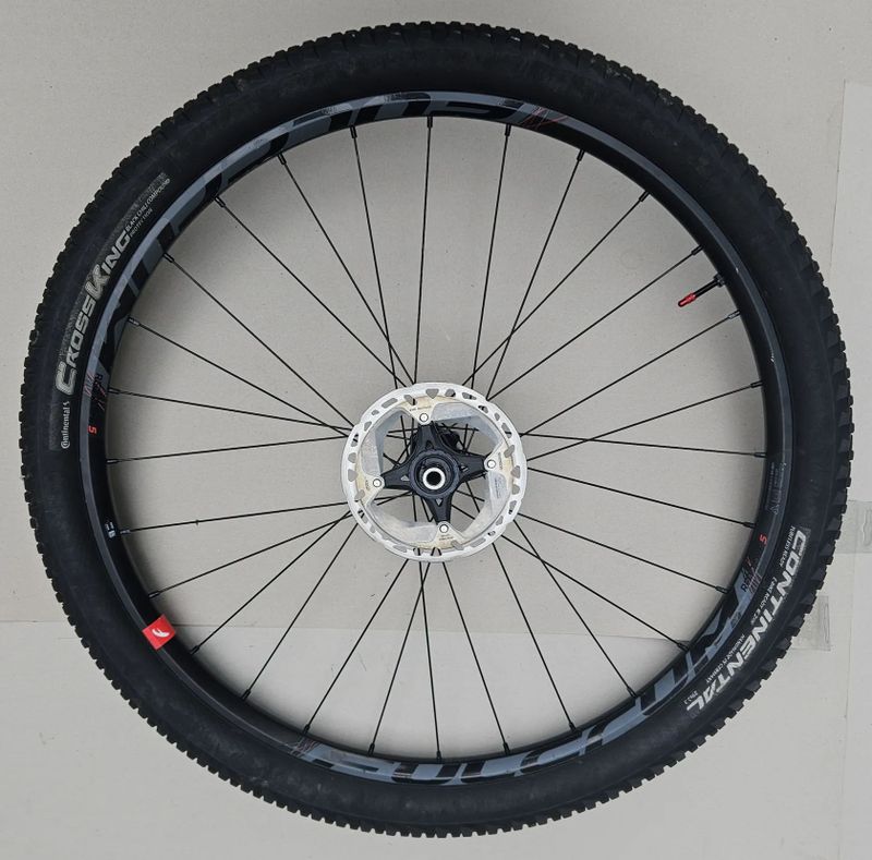 Prodám zapletená kola FULCRUM Red Zone 5 29 Boost - Shimano/Sram