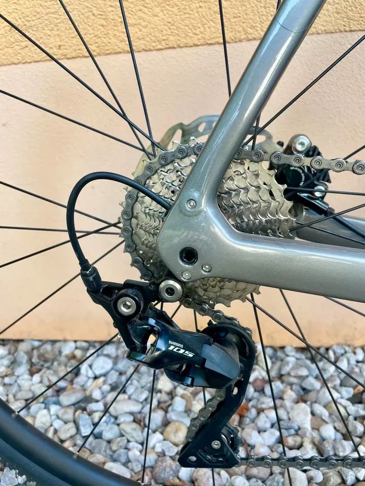 Silniční / gravel karbonový Trek Domane SL5 Disc vel. 60 pro výšku postavy 180 - 190cm
