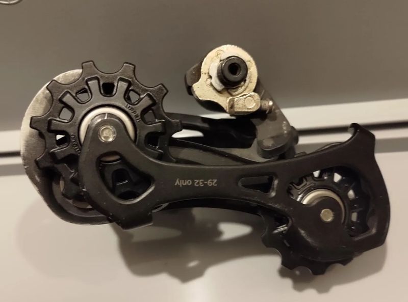 Prodám sadu řazení Campagnolo Centaur 2017+ 11 rychlostí