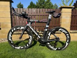 ARGON 18 E117 TRI - Ideální pro triatlety i hobby sportovce, kteří chtějí kvalitní a rychlé aero kol
