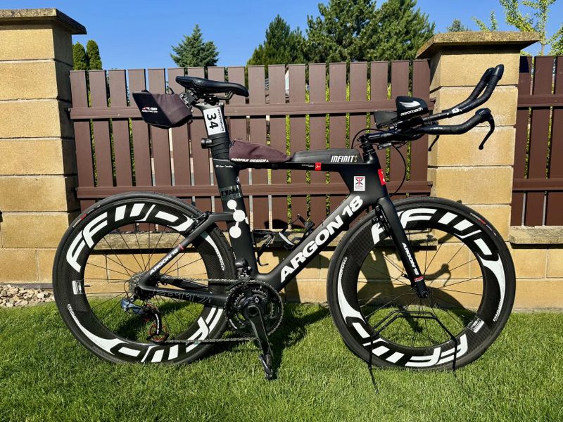 ARGON 18 E117 TRI - Ideální pro triatlety i hobby sportovce, kteří chtějí kvalitní a rychlé aero kol