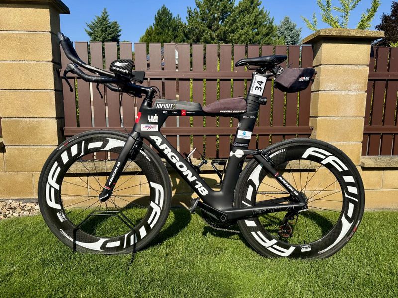 ARGON 18 E117 TRI - Ideální pro triatlety i hobby sportovce, kteří chtějí kvalitní a rychlé aero kol