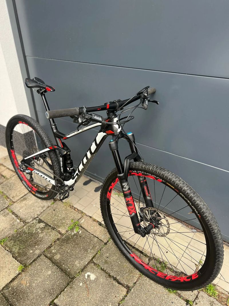 Celoodpružené kolo Scott Spark 29" M Karbon