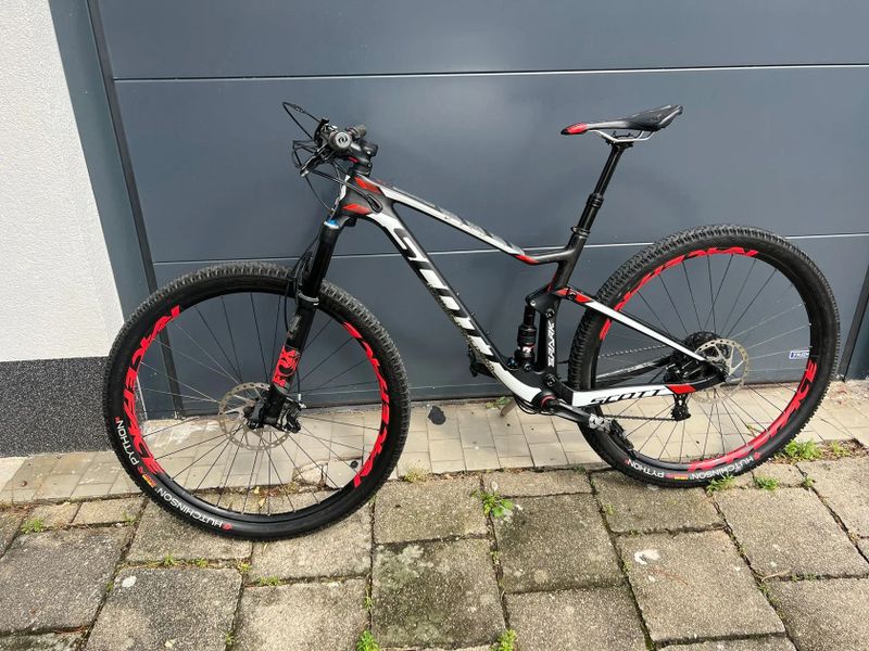Celoodpružené kolo Scott Spark 29" M Karbon