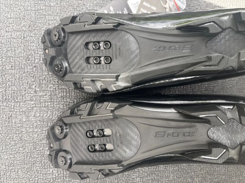 Force tretry MTB Force Hero2 - nové - vel. 36