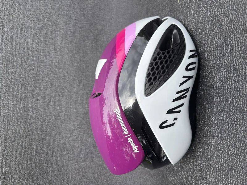 ABUS GAMECHANGER - NOVÁ - velikost S (51-55 cm) 