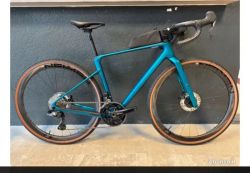 Nuroad c62 Race - S (165-175cm) nebo XL ( 188-199cm)