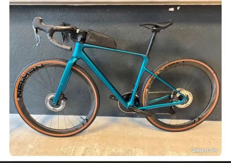 Nuroad c62 Race - S (165-175cm) nebo XL ( 188-199cm)