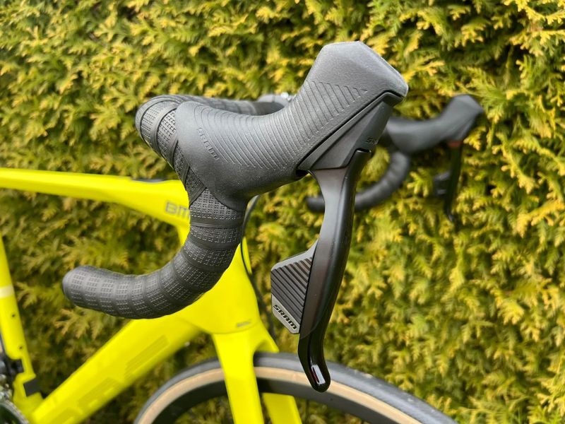 Nové BMC Roadmachine AMP vel. 56
