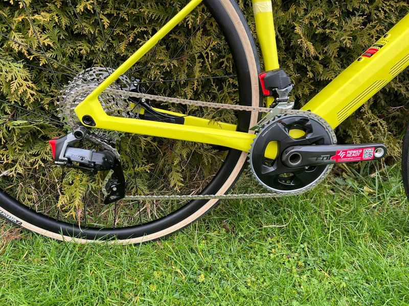 Nové BMC Roadmachine AMP vel. 56