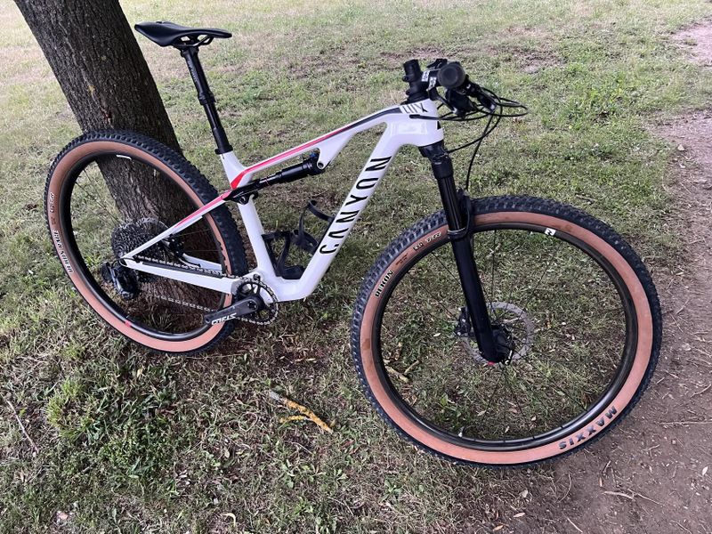 Canyon Lux CF 8