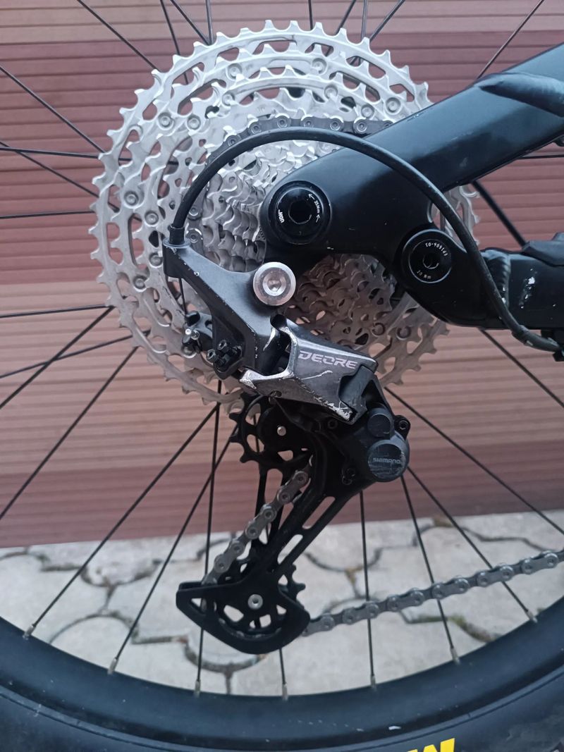 Skvělé trailove kolo ve skvělém stavu přední vidlice zdvih 160 mm, DVO top stav