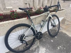Dámské silniční kolo SuperSix Evo Carbon Disc Ultegra 2020
