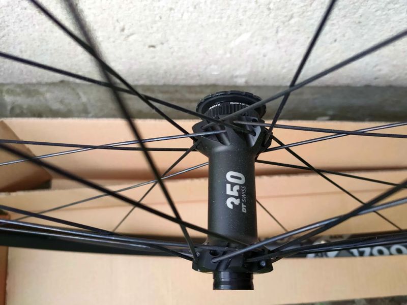 MTB kola DT Swiss XR 1700 Spline, boost osy 110/148mm