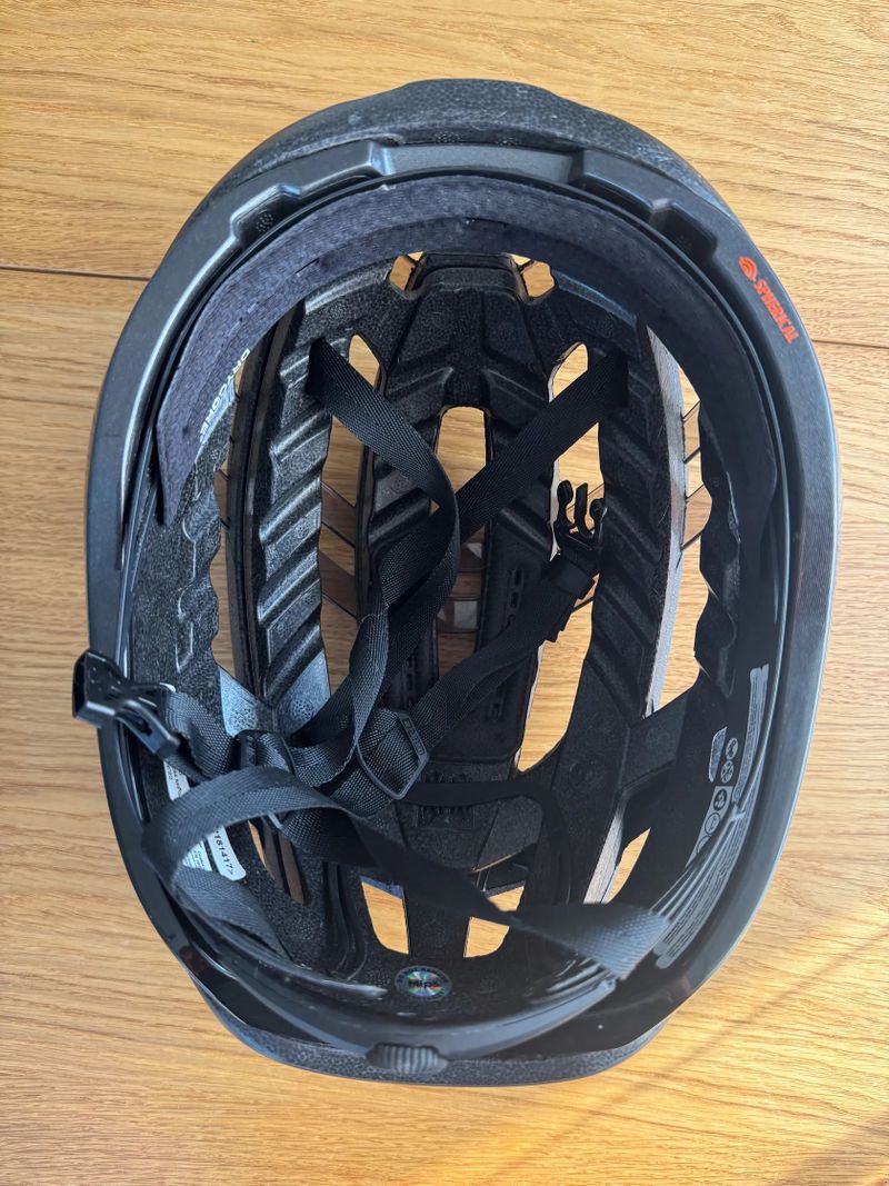 Giro Aries Spherical Helmet - matte black
