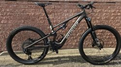 SPECIALIZED Turbo Levo SL 2 Comp Carbon se sadou SRAM X0 Eagle Transmission T-Type AXS 