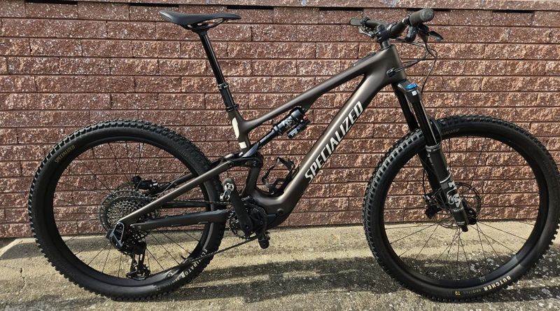 SPECIALIZED Turbo Levo SL 2 Comp Carbon se sadou SRAM X0 Eagle Transmission T-Type AXS 