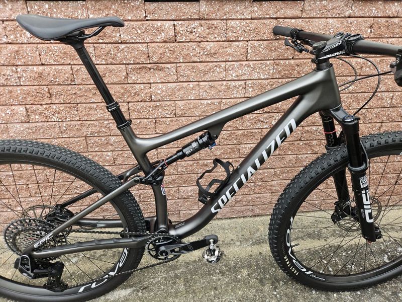 Specialized EPIC EXPERT SMK/DOVGRY L 2023