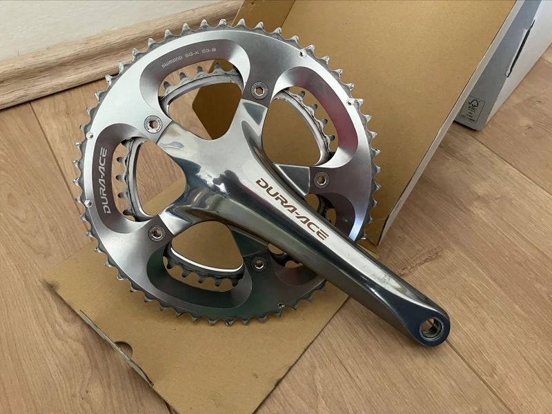 Shimano Dura-Ace převodníky s klikami a osou