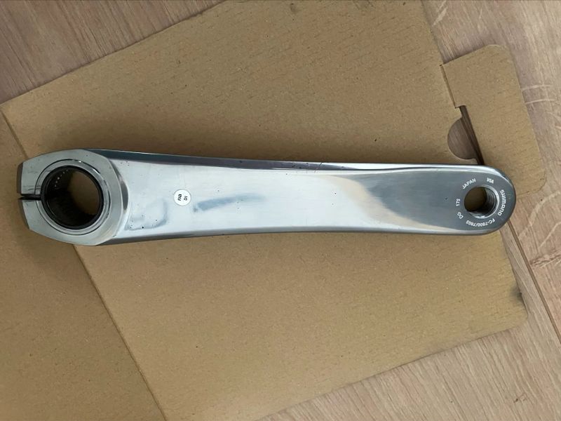 Shimano Dura-Ace převodníky s klikami a osou