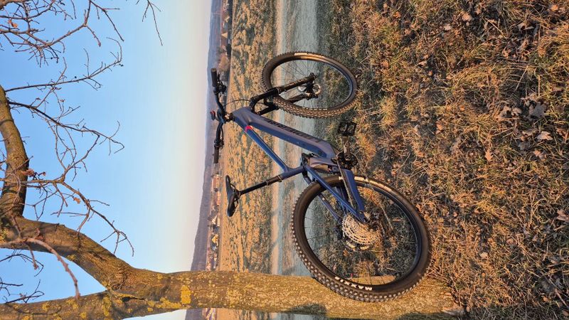 Lapierre e-zesty 9.4 L jako nove!skoro nejete!