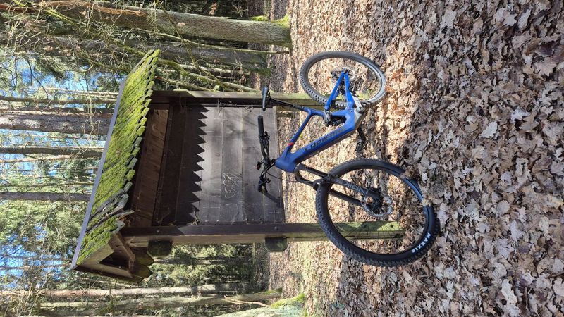 Lapierre e-zesty 9.4 L jako nove!skoro nejete!