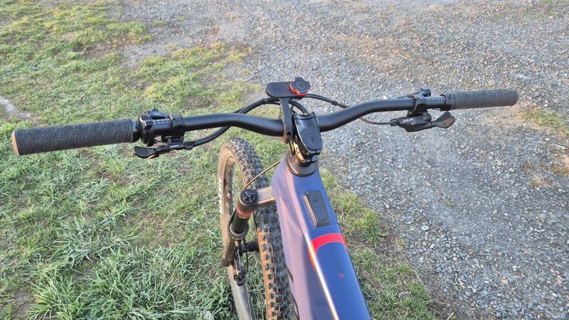 Lapierre e-zesty 9.4 L jako nove!skoro nejete!