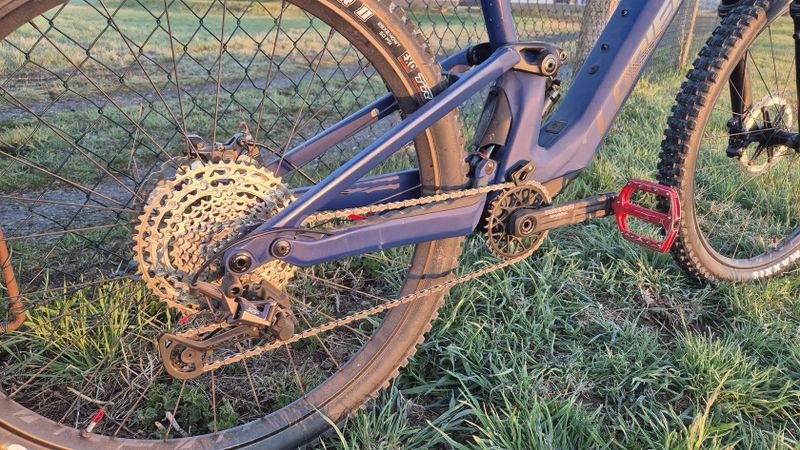 Lapierre e-zesty 9.4 L jako nove!skoro nejete!