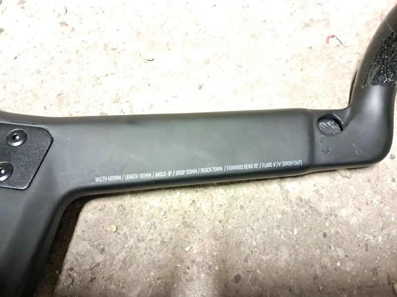 Karbonové AERO Comba ONE 400/100 