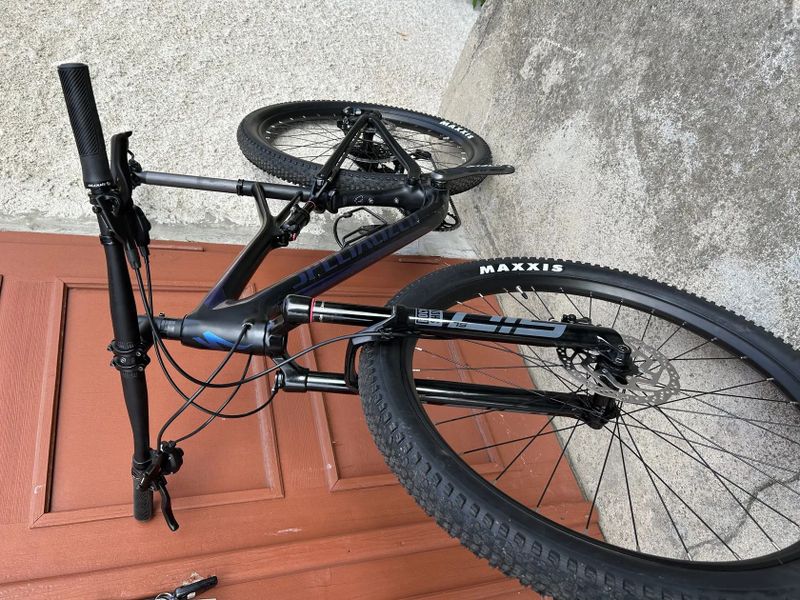 Specialized Epic - stavba 