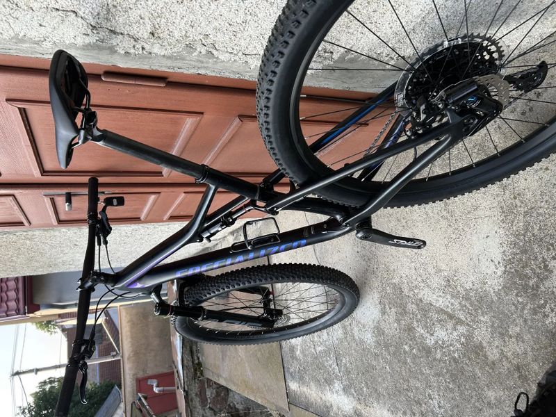 Specialized Epic - stavba 