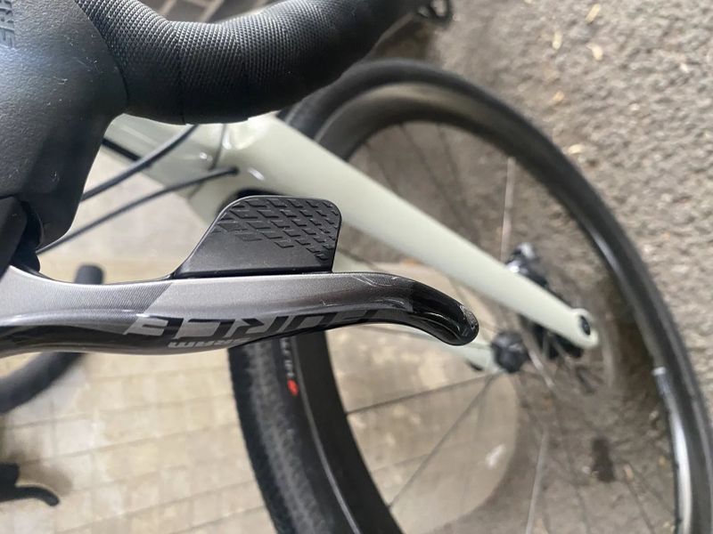 Karbonové gravel kolo Riverside GCR SRAM FORCE ETAP AXS s koly REYNOLDS ATR 700c