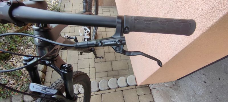 Trek Procaliber 9.5 - gloss dark prismatic/matte trek black velikost M/L