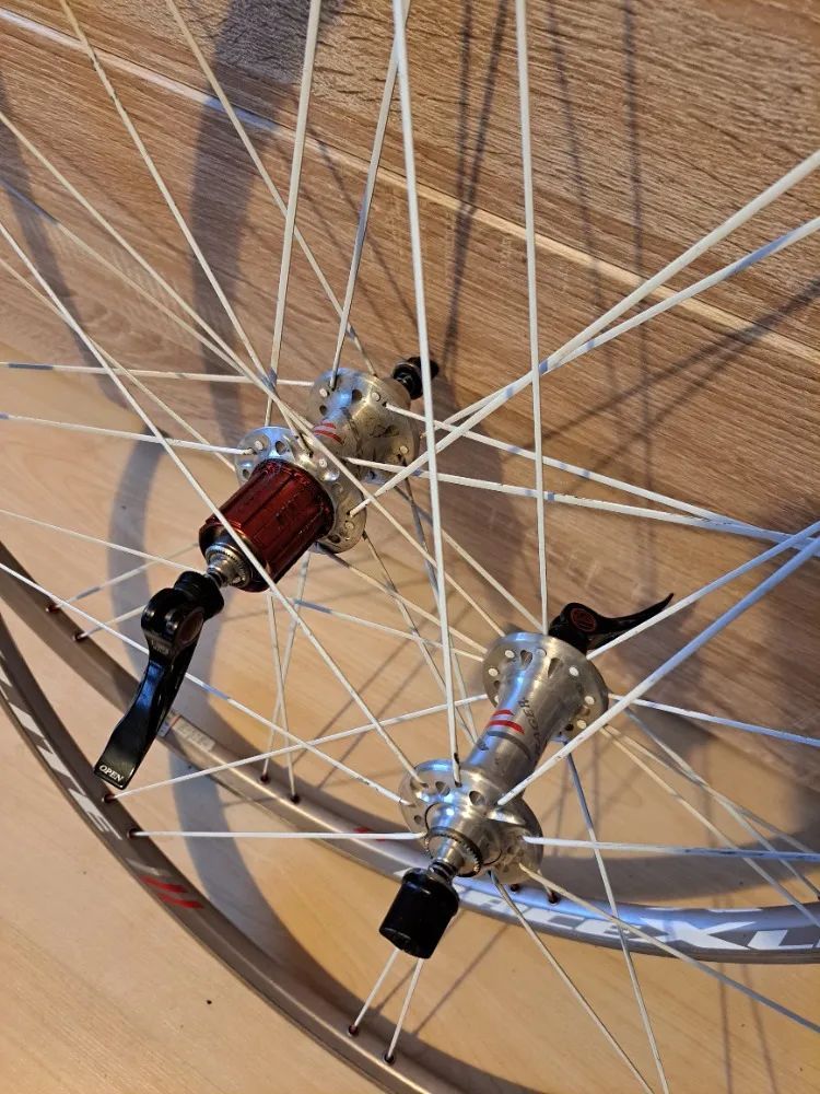 Prodám silniční kola Bontager race lite