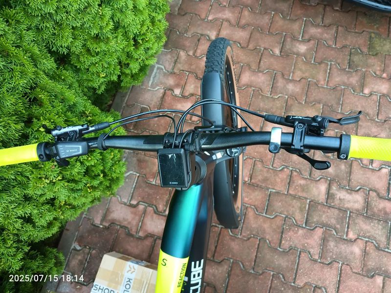 Cube Reaction Hybrid SLX 750