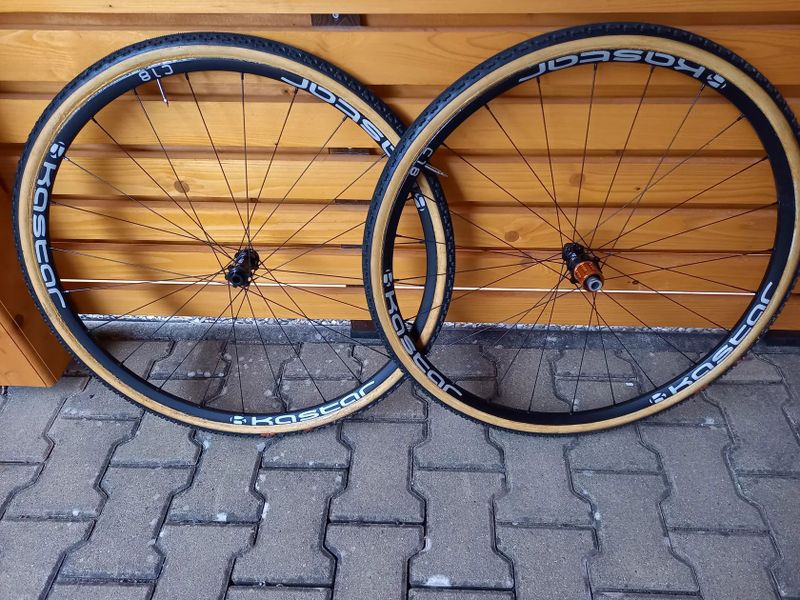CYKLOKROSOVÁ KOLA KASTAR C18 Disc - NOVÁ