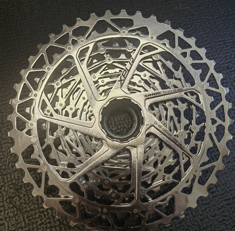 SRAM RIVAL AXS 12s