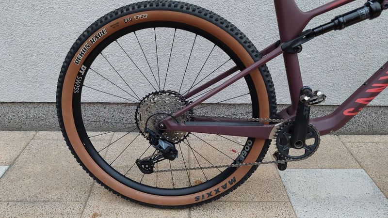 Lux Trail CF 6
