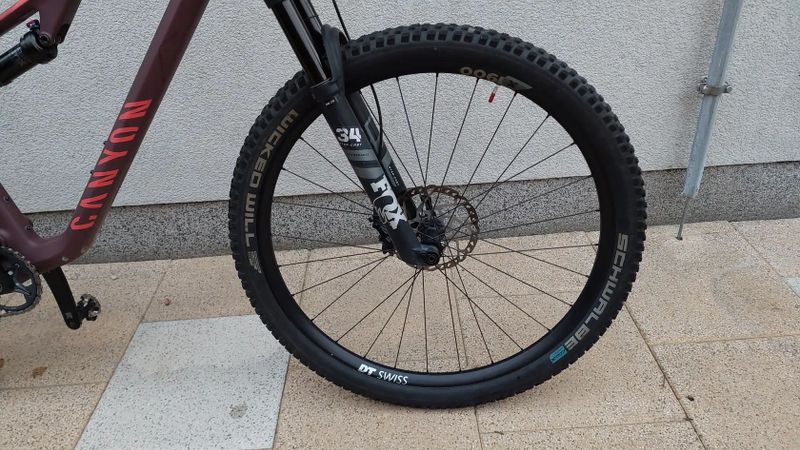 Lux Trail CF 6