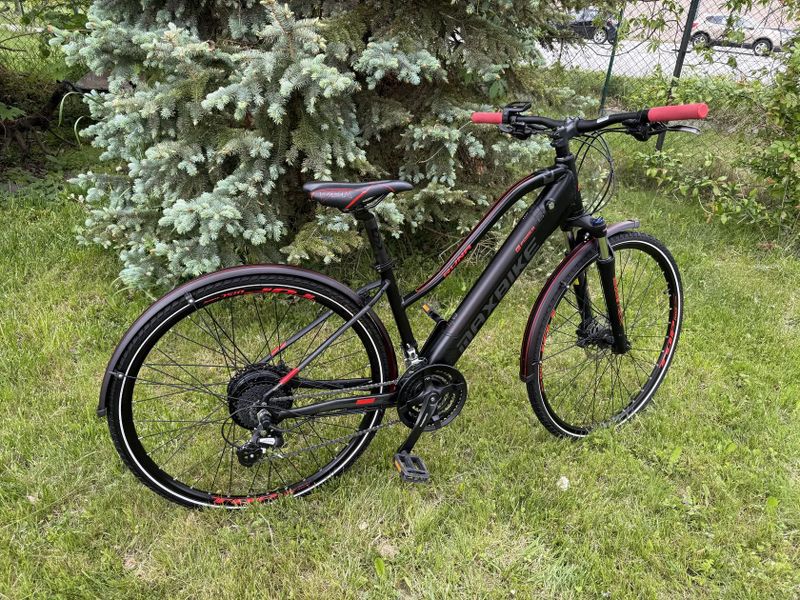Dámské elektrokolo Maxbike Runa 28"