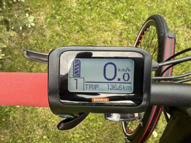 Dámské elektrokolo Maxbike Runa 28"