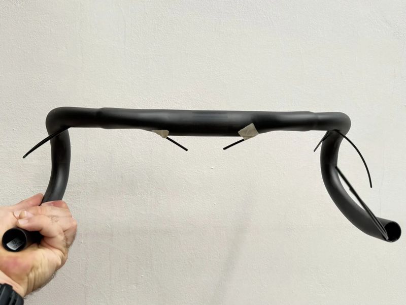 Nová karbonová silniční řídítka XLC Road Bar Carbon HB-K013 380 mm