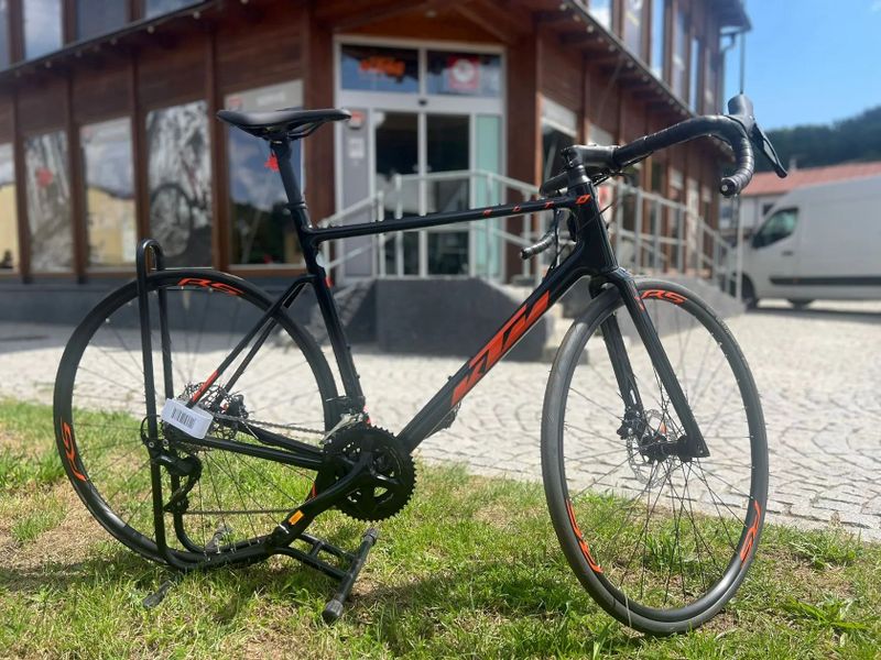 KTM REVELATOR ALTO PRO - celokarbon, SH105 2x11, NOVÉ - vel. 49,52,55 a 57