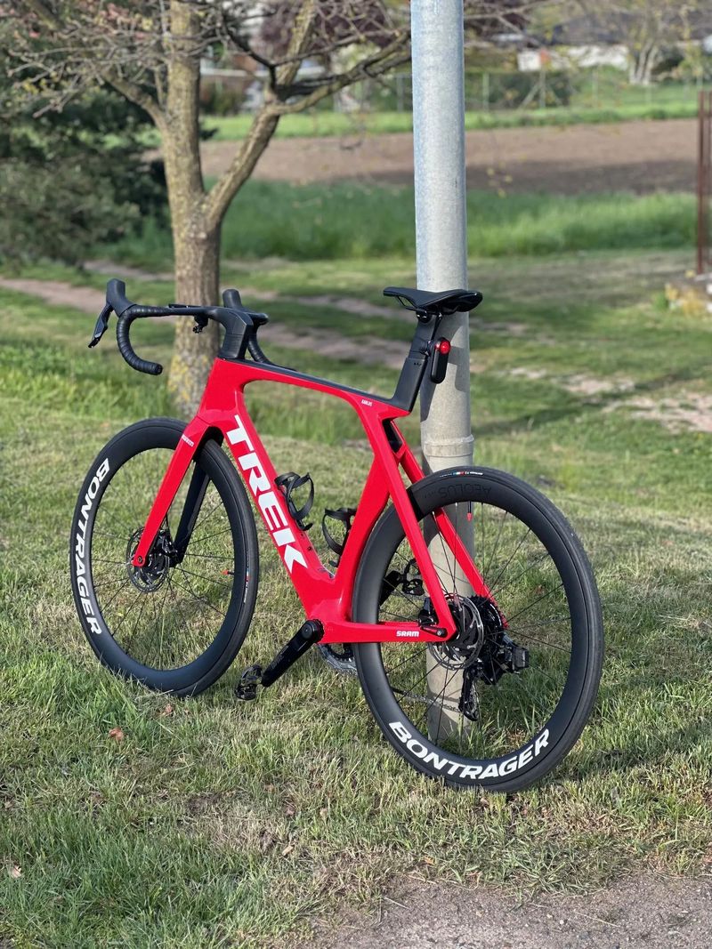 Trek Madone SLR Gen7 PROJECTONE VIPER RED