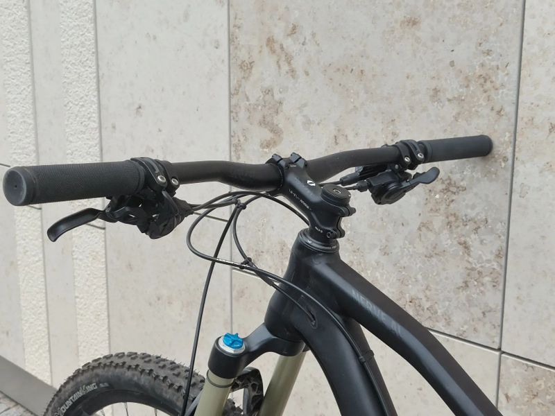Canyon Nerve AL 7.0 kola 27,5" vel. M