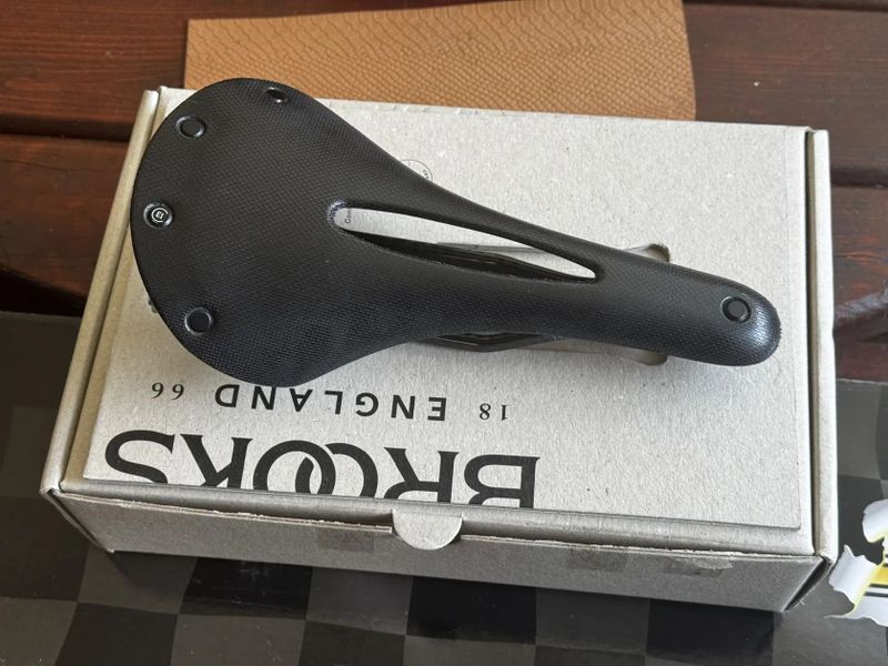 BROOKS C13 Carved - 145mm