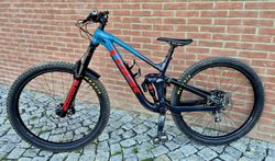 Trek Slash Gen 5, ZEB, HUNT, MAGURA