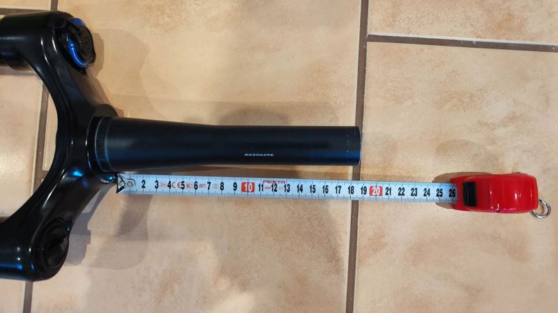 Prodám novou vidlici Rock Shox Yari RC 170 mm 29"