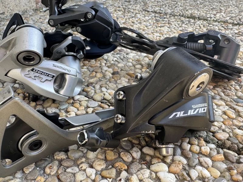 SHIMANO ALTUS / ALIVIO / SLX / XT
